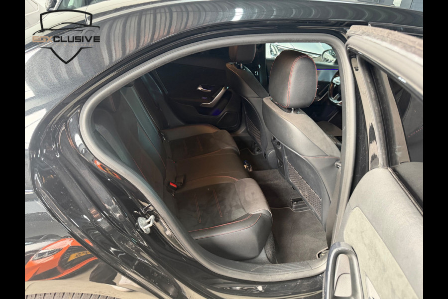 Mercedes-Benz A-Klasse 180 Business Solution AMG CAMERA|SFEERVERLICHTING|360PDC|