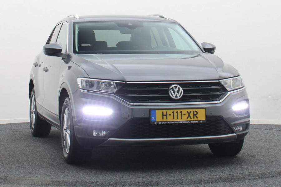 Volkswagen T-Roc 1.0 TSI Style Eerste Eigenaar, ACC, Apple Carplay, Climate, PDC, LED, Trekhaak, 16''
