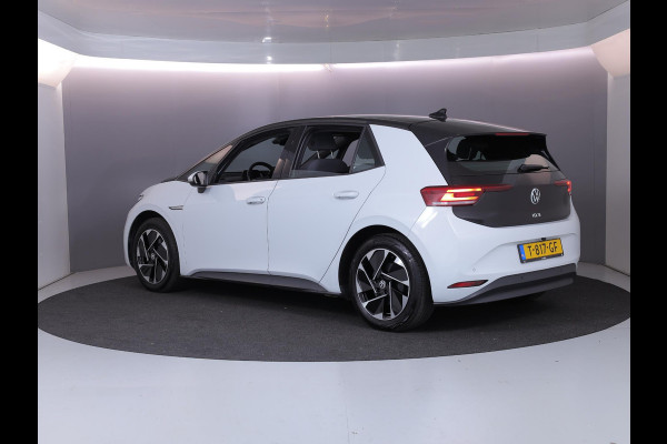 Volkswagen ID.3 Pure 45 kWh 150pk | Navi| int.voorverwarming| Verwarmde voorstoelen