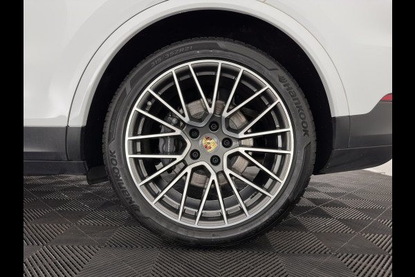 Porsche Cayenne Coupé 3.0 E-Hybrid (Plug-in) {SoH-100%} Aut. *PANO | SPORT-CHRONO | LEATHER | BOSE-AUDIO | FULL-LED | TOPVIEW | AIRSUSPENSION | DIGI-COCKPIT | HEATED-SPORTSEATS | DAB | NAVI-FULLMAP | PRIVACY-GLASS | SHIFTPADDLES | HEAD-UP | 21"ALU