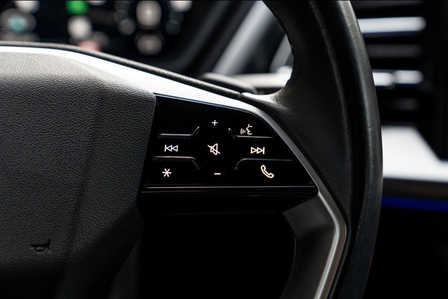 Audi Q4 Sportback e-tron 35 Advanced edition 55 kWh Sportstoelen Elek.Klep Stoelverwarming Ambiance Camera 19''