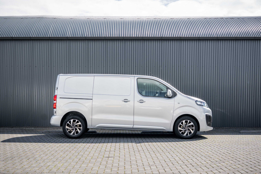 Citroën Jumpy 2.0 BlueHDi 120PK | Nieuwstaat | 3-Zits | Camera | Carplay | Cruise | PDC | Airco