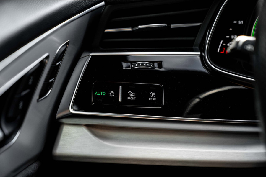 Audi Q7 60 TFSI e Quattro Competition Luchtvering Elek. Trekhaak Massage Matrix B&O Stoelverw/Ventilatie 22''