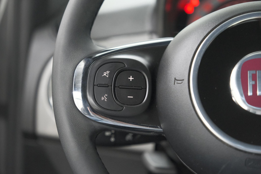 Fiat 500C 1.0 Hybrid Dolcevita | Apple Carplay | Parkeersensoren | Climate control