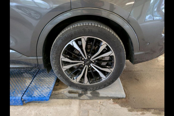 Ford Kuga 2.5 PHEV ST-Line X 225pk | Trekhaak Wegklapbaar | Panoramadak | Winter Pack | 19" Lichtmetalen Velgen |
