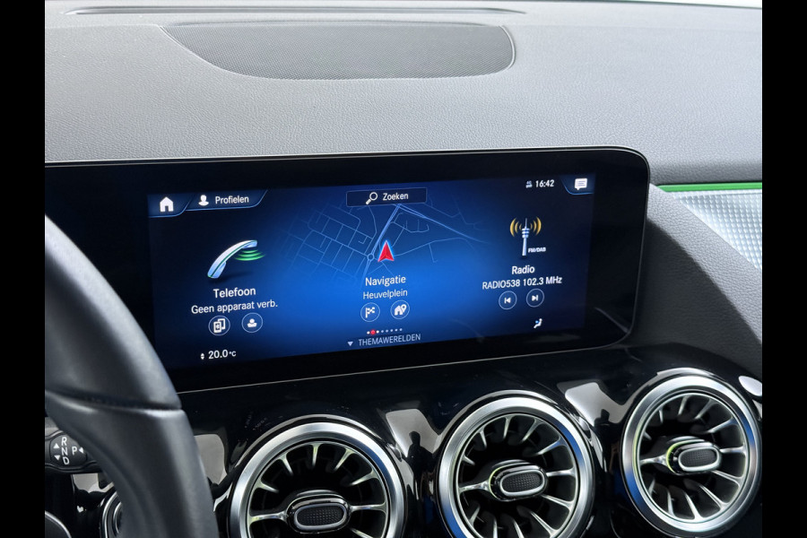 Mercedes-Benz EQA 250 SOH 97% Navi Camera 1/2 Leer High-Performance-LED Stoelverwarmd Adapt grootlicht-Ass. Cruise Control Pdc 67kWh Ecc Business Line Elek.Achterklep Connect 20 Mid Led DAB Bluetooth Lmv 18" Licht en zichtpakket Advanced pakket Easy-pack Parkeer-pakket Actieve-Rem+Spoorassistent Keyless-Go DAB