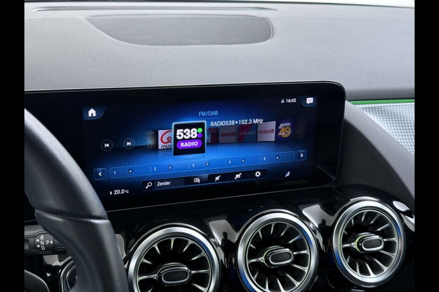 Mercedes-Benz EQA 250 SOH 97% Navi Camera 1/2 Leer High-Performance-LED Stoelverwarmd Adapt grootlicht-Ass. Cruise Control Pdc 67kWh Ecc Business Line Elek.Achterklep Connect 20 Mid Led DAB Bluetooth Lmv 18" Licht en zichtpakket Advanced pakket Easy-pack Parkeer-pakket Actieve-Rem+Spoorassistent Keyless-Go DAB