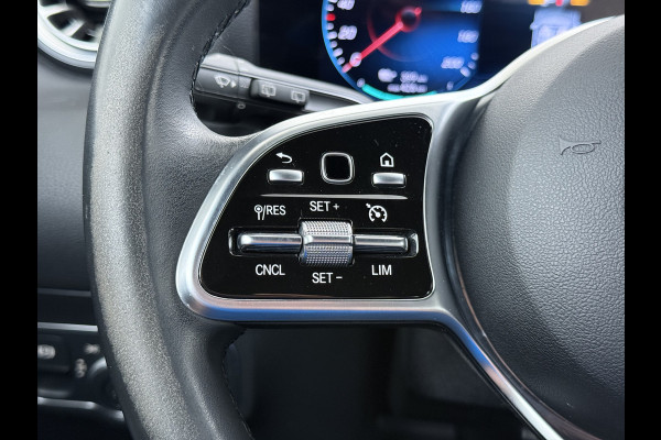 Mercedes-Benz EQA 250 SOH 97% Navi Camera 1/2 Leer High-Performance-LED Stoelverwarmd Adapt grootlicht-Ass. Cruise Control Pdc 67kWh Ecc Business Line Elek.Achterklep Connect 20 Mid Led DAB Bluetooth Lmv 18" Licht en zichtpakket Advanced pakket Easy-pack Parkeer-pakket Actieve-Rem+Spoorassistent Keyless-Go DAB