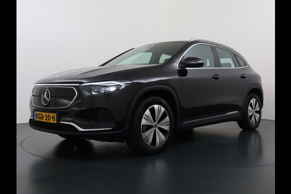 Mercedes-Benz EQA 250 SOH 97% Navi Camera 1/2 Leer High-Performance-LED Stoelverwarmd Adapt grootlicht-Ass. Cruise Control Pdc 67kWh Ecc Business Line Elek.Achterklep Connect 20 Mid Led DAB Bluetooth Lmv 18" Licht en zichtpakket Advanced pakket Easy-pack Parkeer-pakket Actieve-Rem+Spoorassistent Keyless-Go DAB