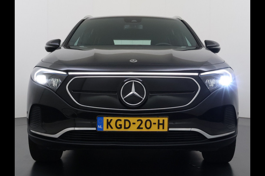 Mercedes-Benz EQA 250 SOH 97% Navi Camera 1/2 Leer High-Performance-LED Stoelverwarmd Adapt grootlicht-Ass. Cruise Control Pdc 67kWh Ecc Business Line Elek.Achterklep Connect 20 Mid Led DAB Bluetooth Lmv 18" Licht en zichtpakket Advanced pakket Easy-pack Parkeer-pakket Actieve-Rem+Spoorassistent Keyless-Go DAB