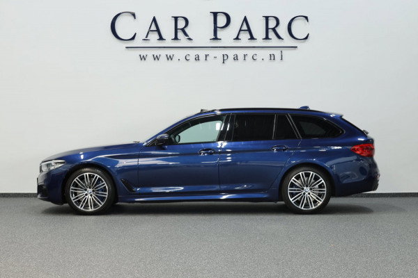 BMW 5 Serie Touring 540i xDrive M-Sport LED/VIRTUAL/SFEER/PANO/LEER+S.VERWARMING+MEMORY/19" LMV/360/ACC/ECC/12 MND GARANTIE!