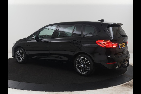 BMW 2 Serie Gran Tourer 218i Business Edition Plus | Trekhaak | Head up | Half Leder | Climate control | Park assist | Cruise control | Full LED |