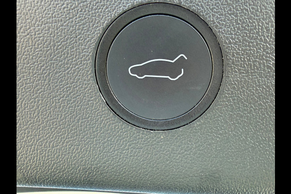 Tesla Model 3 Standard RWD Plus 60 kWh, facelift, parelmoer wit, panoramadak, lederen interieur, 360 camera