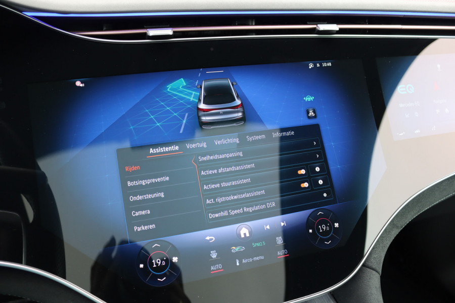 Mercedes-Benz EQE SUV 350 4MATIC AMG Line Premium+ 91 kWh | Hyperscreen | Luchtvering | Achterasbesturing | Distronic+ | Panoramadak | Burmester | Digital Light | Surround Camera | 22kW | Warmtepomp |