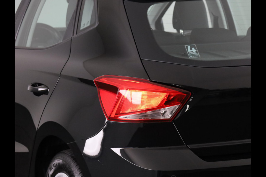 Seat Ibiza 1.0 EcoTSI Style 95 pk | Navigatie via App | Parkeersensoren achter | Autom. airco | Apple Carplay/Android Auto | LED koplampen |