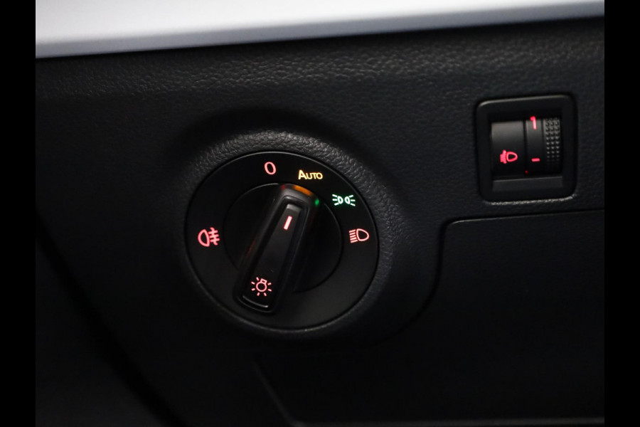 Seat Ibiza 1.0 EcoTSI Style 95 pk | Navigatie via App | Parkeersensoren achter | Autom. airco | Apple Carplay/Android Auto | LED koplampen |