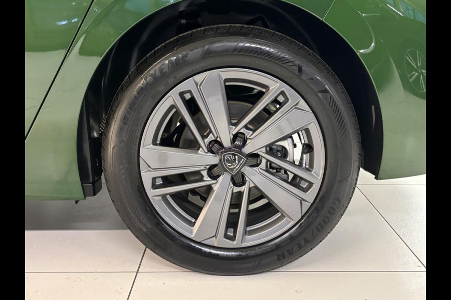 Peugeot 308 1.2 Turbo Active Pack Business Navigatie | Parkeersensoren achter | Android auto / Apple carplay | Adaptive Cruise Control