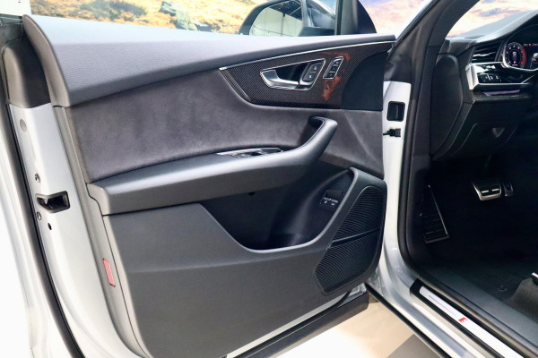 Audi Q8 55 TFSI e Q Pro Line S|RS Zetels|Massage|PANO|VOL
