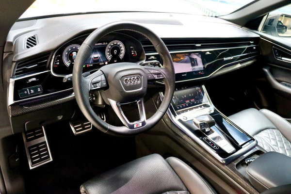 Audi Q8 55 TFSI e Q Pro Line S|RS Zetels|Massage|PANO|VOL