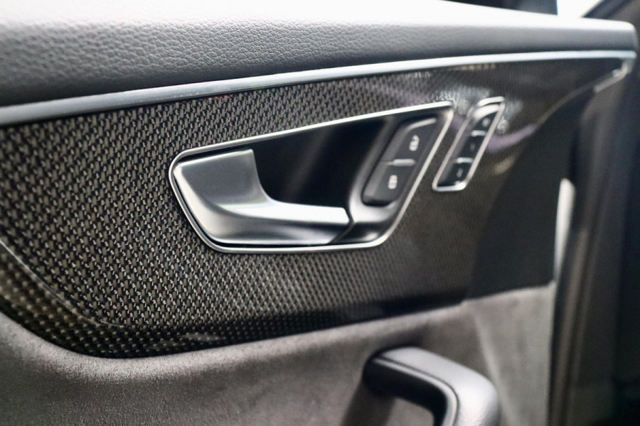 Audi Q8 55 TFSI e Q Pro Line S|RS Zetels|Massage|PANO|VOL