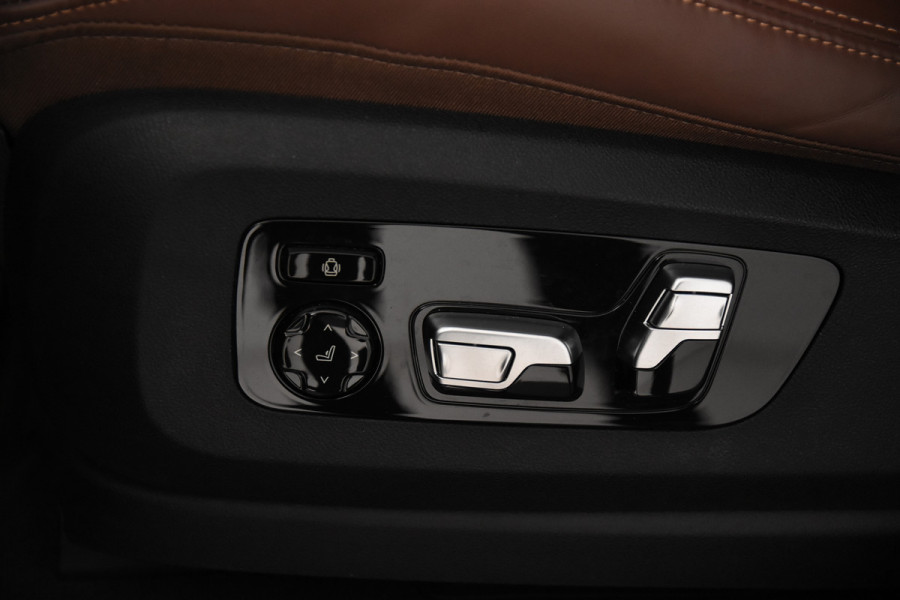 BMW X5 M50i *Panoramadak*Luchtvering*FULL-OPTIONS*
