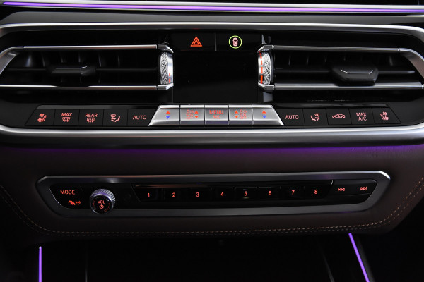 BMW X5 M50i *Panoramadak*Luchtvering*FULL-OPTIONS*