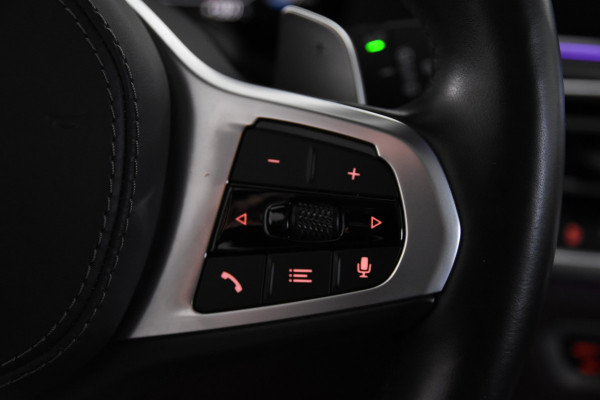 BMW X5 M50i *Panoramadak*Luchtvering*FULL-OPTIONS*