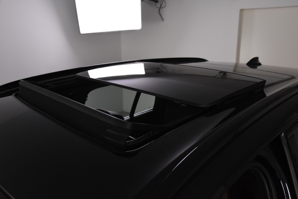 BMW X5 M50i *Panoramadak*Luchtvering*FULL-OPTIONS*