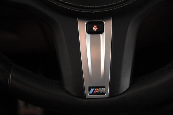 BMW X5 M50i *Panoramadak*Luchtvering*FULL-OPTIONS*