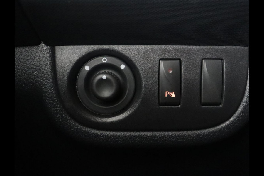 Dacia Logan MCV 1.0 TCe Bi-Fuel Stepway Serie Limitee 15th Anniv. | Cruise control | Camera | Bluetooth | DAB | Park assist | Climate control | Navigatie |