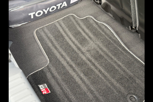 Toyota Aygo X GR Sport 115 Hybride, Nieuw & direct leverbaar!