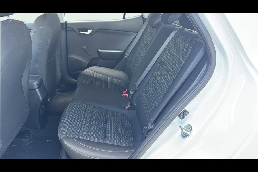 Kia Stonic 1.0 T-GDi MHEV DynamicLine TREKHAAK CAMERA PDC NAVI CLIMAAT CONTROL