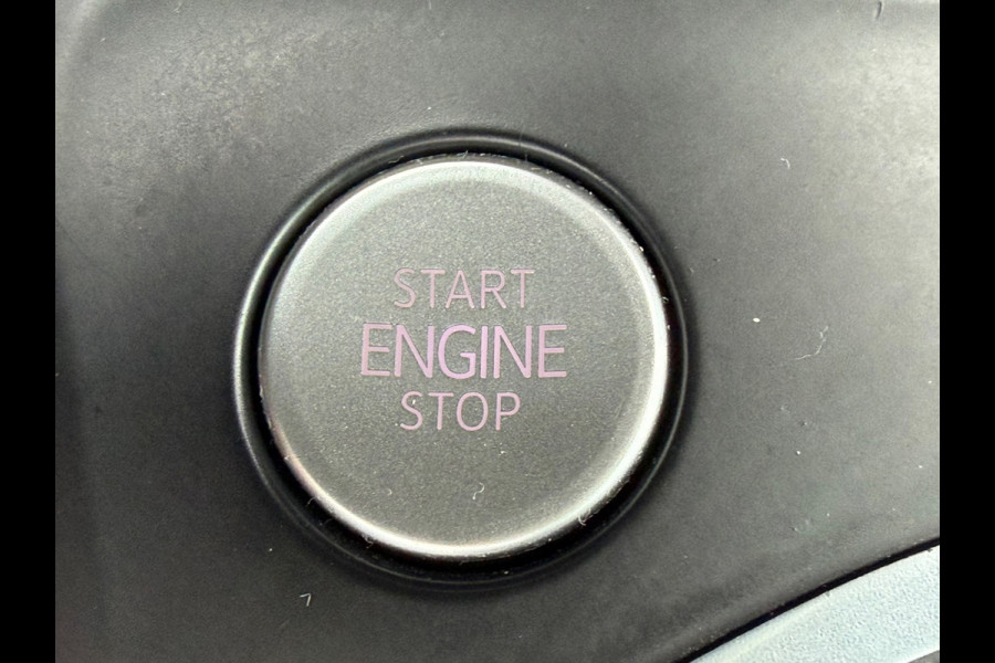 Volkswagen Golf 1.0 TSI Life, digitaal cockpit, stoelverwarming, sfeerverlichting, cruise controle
