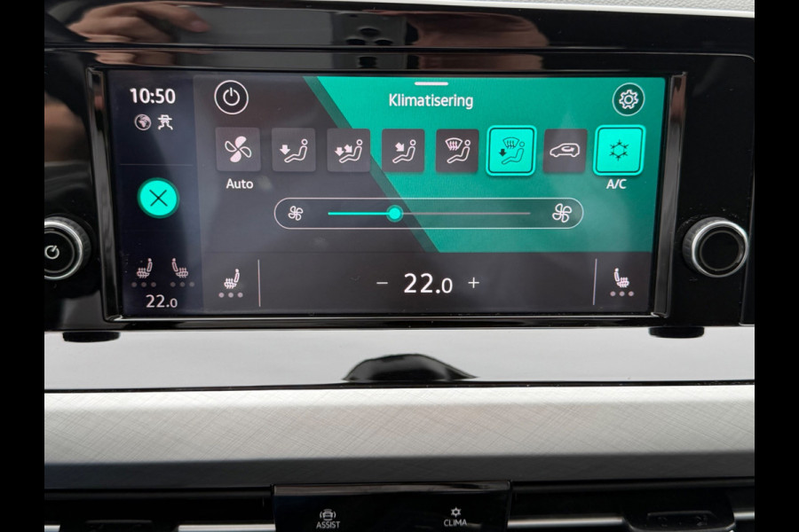 Volkswagen Golf 1.0 TSI Life, digitaal cockpit, stoelverwarming, sfeerverlichting, cruise controle