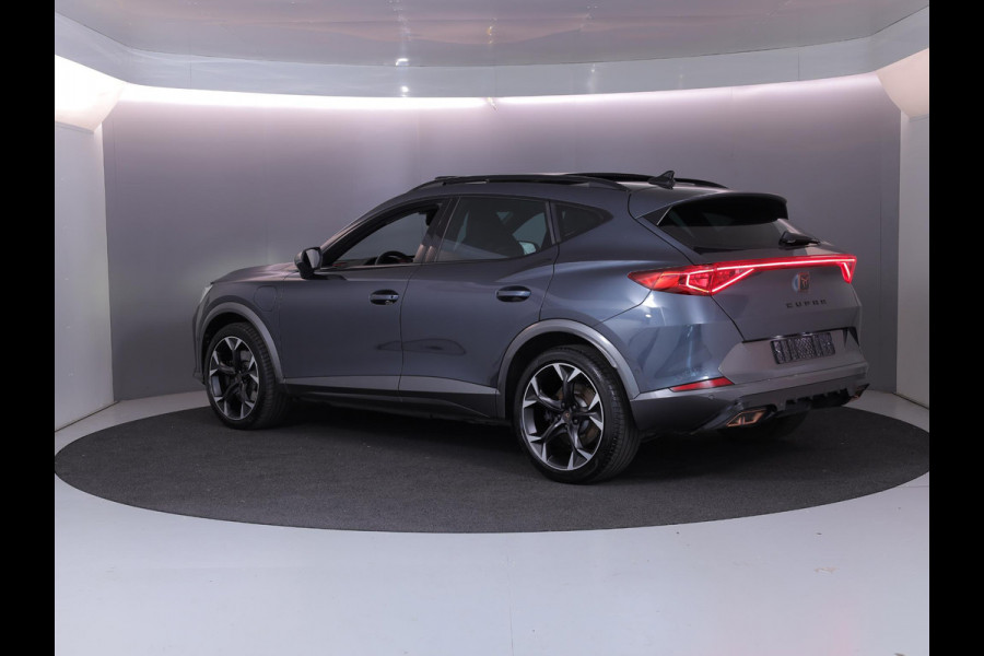 CUPRA Formentor 1.4 e-Hybrid VZ Performance 245 pk Automaat | Navigatie | Panoramadak | Parkeersensoren (Park assist) | Achteruitrijcamera | Lederen bekleding | Elektr. bestuurdersstoel met geheugen |