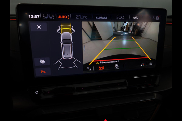 CUPRA Formentor 1.4 e-Hybrid VZ Performance 245 pk Automaat | Navigatie | Panoramadak | Parkeersensoren (Park assist) | Achteruitrijcamera | Lederen bekleding | Elektr. bestuurdersstoel met geheugen |