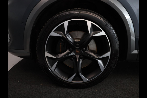 CUPRA Formentor 1.4 e-Hybrid VZ Performance 245 pk Automaat | Navigatie | Panoramadak | Parkeersensoren (Park assist) | Achteruitrijcamera | Lederen bekleding | Elektr. bestuurdersstoel met geheugen |
