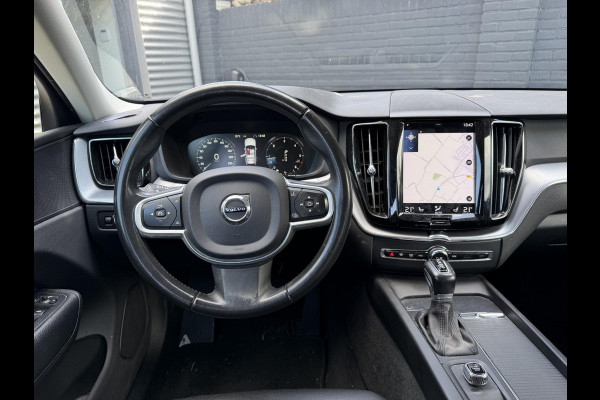 Volvo XC60 2.0 D4 Momentum | Camera | Navigatie | Lederen Bekleding | Elektrische Achterklep | Trekhaak |