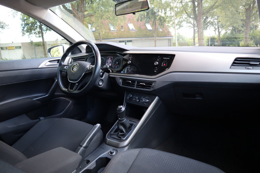 Volkswagen Polo 1.0 TSI Comfortline | Camera | Carplay |