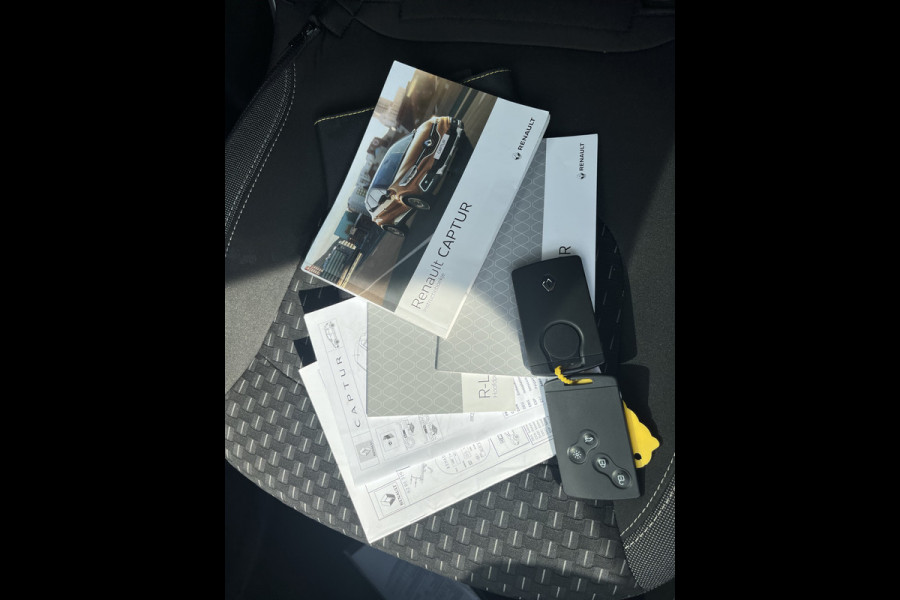Renault Captur 0.9 TCe Intens | Trekhaak | Dodehoek | Camera | Navigatie | Keyless | LED Pure Vision | DAB+ | Carplay/Android Auto etc. etc.