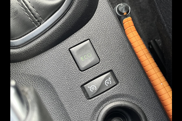 Renault Captur 0.9 TCe Intens | Trekhaak | Dodehoek | Camera | Navigatie | Keyless | LED Pure Vision | DAB+ | Carplay/Android Auto etc. etc.