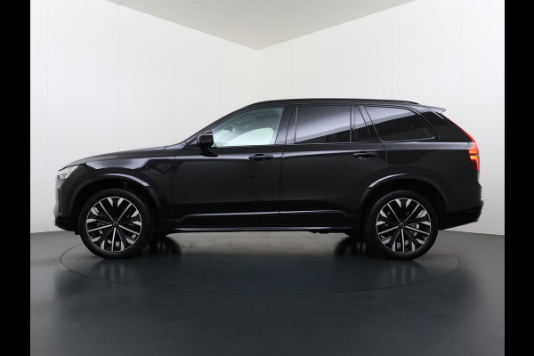 Volvo XC90 2.0 T8 Plug-in hybrid AWD Ultra Dark BOWERS & WILKINS| LUCHTVERING| STOELVENTILATIE| ELEKTRISCHE TREKHAAK| 7 PERSOONS| MASSAGESTOELEN NAPPALEDER| HEAD-UP DISPLAY| PANORAMADAK| FULL OPTIONS|