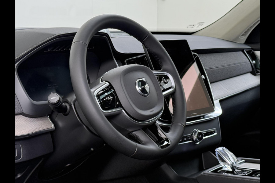 Volvo XC90 2.0 T8 Plug-in hybrid AWD Ultra Dark BOWERS & WILKINS| LUCHTVERING| STOELVENTILATIE| ELEKTRISCHE TREKHAAK| 7 PERSOONS| MASSAGESTOELEN NAPPALEDER| HEAD-UP DISPLAY| PANORAMADAK| FULL OPTIONS|