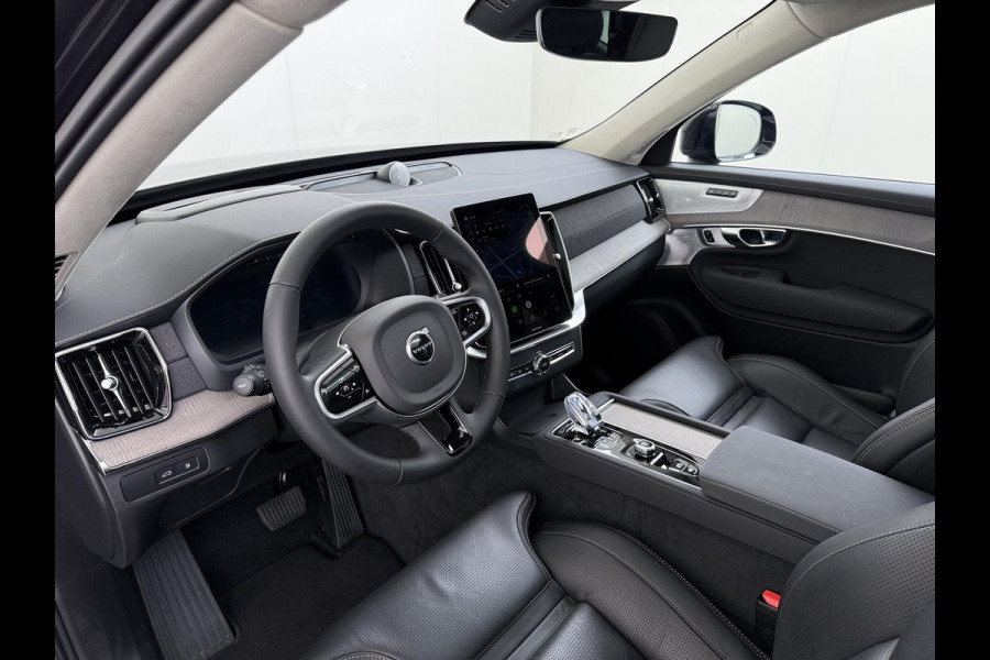 Volvo XC90 2.0 T8 Plug-in hybrid AWD Ultra Dark BOWERS & WILKINS| LUCHTVERING| STOELVENTILATIE| ELEKTRISCHE TREKHAAK| 7 PERSOONS| MASSAGESTOELEN NAPPALEDER| HEAD-UP DISPLAY| PANORAMADAK| FULL OPTIONS|