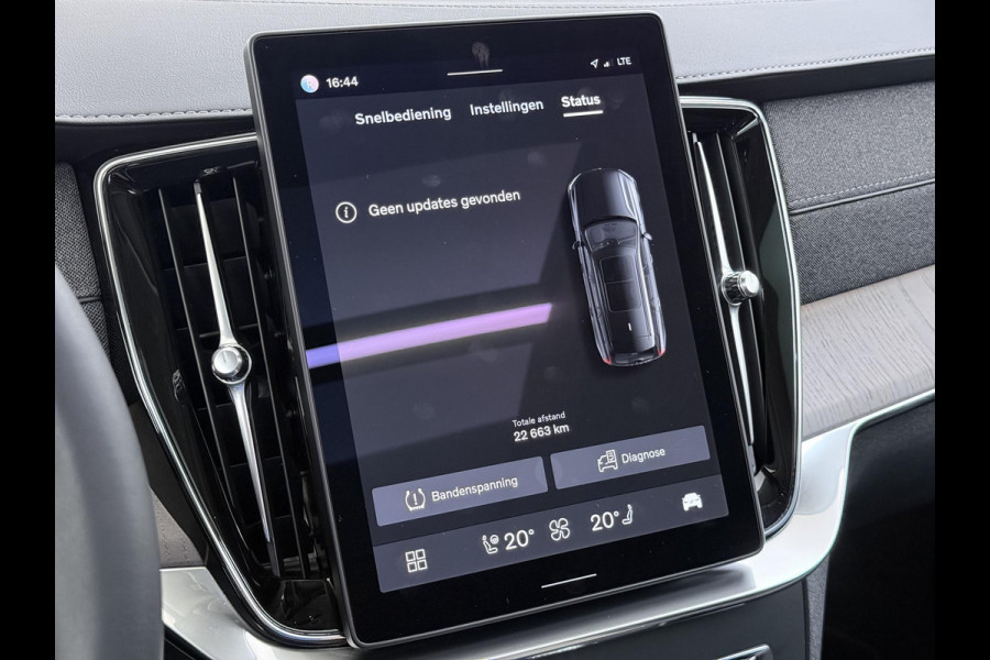 Volvo XC90 2.0 T8 Plug-in hybrid AWD Ultra Dark BOWERS & WILKINS| LUCHTVERING| STOELVENTILATIE| ELEKTRISCHE TREKHAAK| 7 PERSOONS| MASSAGESTOELEN NAPPALEDER| HEAD-UP DISPLAY| PANORAMADAK| FULL OPTIONS|