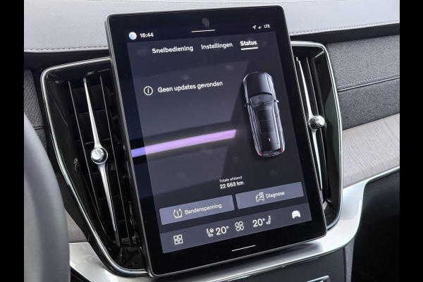 Volvo XC90 2.0 T8 Plug-in hybrid AWD Ultra Dark BOWERS & WILKINS| LUCHTVERING| STOELVENTILATIE| ELEKTRISCHE TREKHAAK| 7 PERSOONS| MASSAGESTOELEN NAPPALEDER| HEAD-UP DISPLAY| PANORAMADAK| FULL OPTIONS|