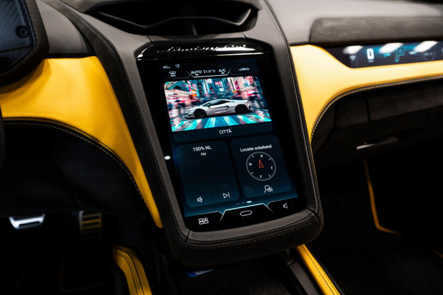 Lamborghini Temerario 4.0 V8 *Giallo Auge / Lift-systeem / Keramisch / Sonus Faber / Passagiersdisplay / Surround-view*