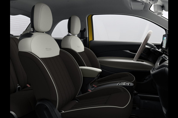 Fiat 500E La Prima 42 kWh | Uit voorraad leverbaar | Panoramadak | Adapt. Cruise | Pack Top Plus | Camera | Leder | Apple Carplay