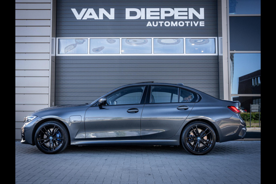 BMW 3-serie 330e High Executive - M-Sport l Kuip Stoelen l Pano l 360cam l ACC