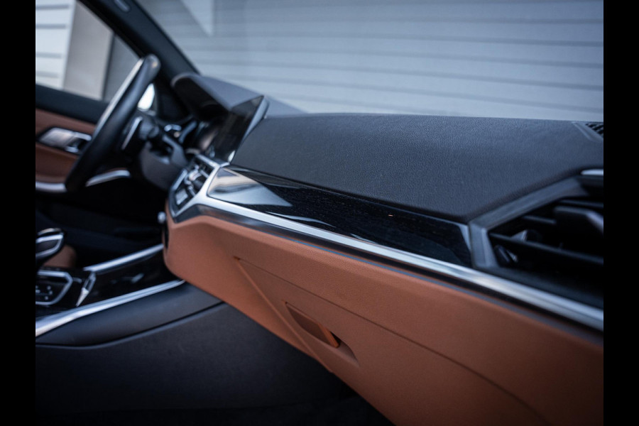 BMW 3-serie 330e High Executive - M-Sport l Kuip Stoelen l Pano l 360cam l ACC